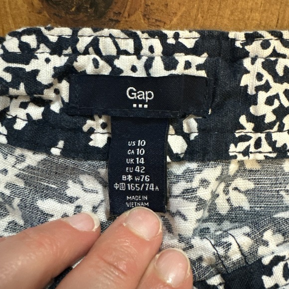 Gap Womens Navy White Paisley Floral Linen Blend Mid-Rise Chino Shorts‎ Size 10 - Picture 3 of 5